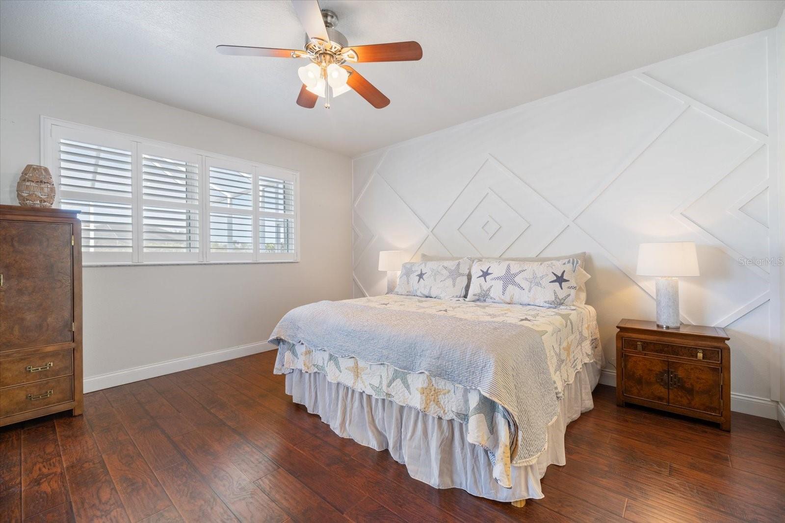 PELICAN POINTE GOLF A& CNTRY C - Residential