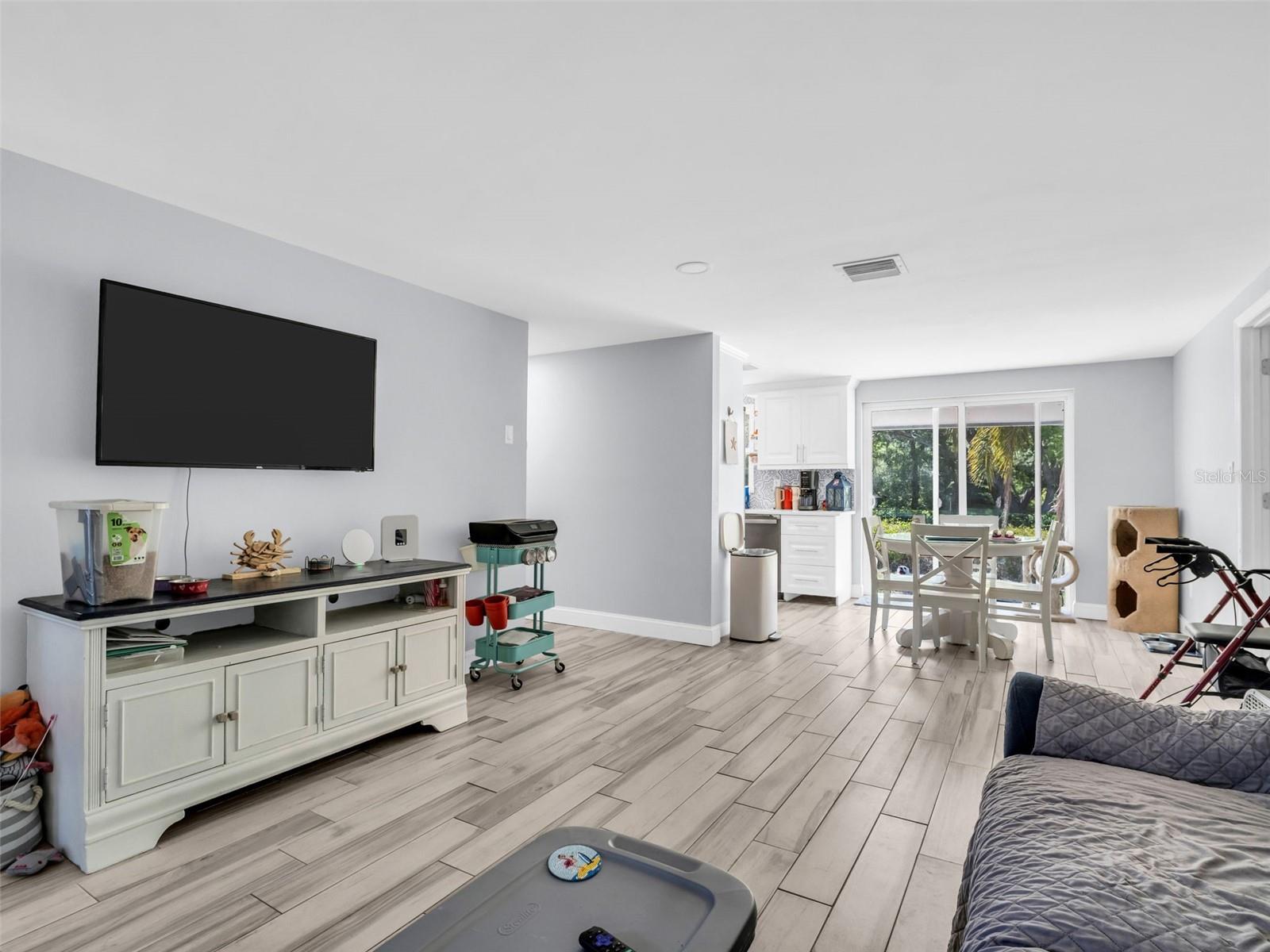 1714 COPPERTREE DRIVE