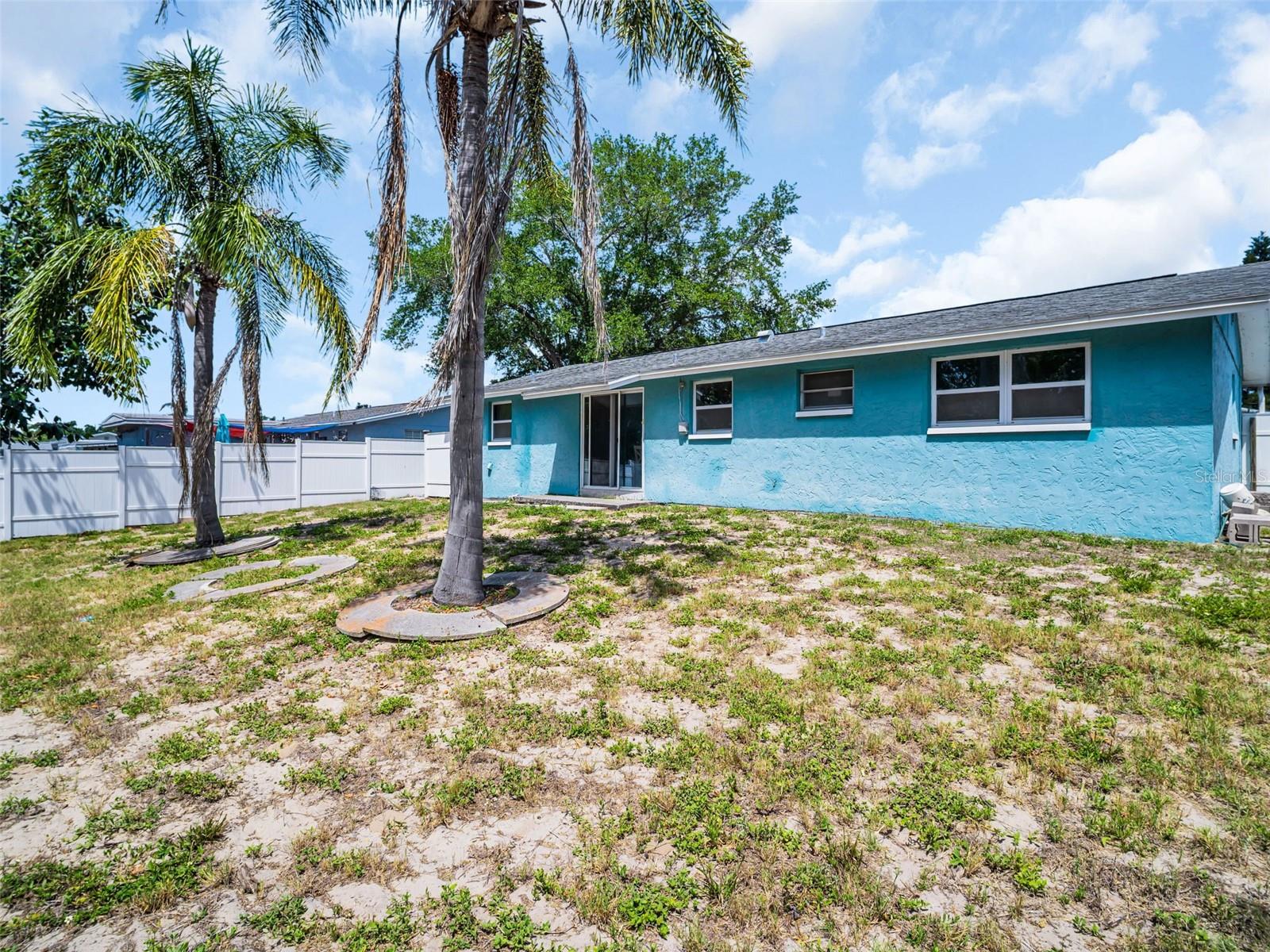 TRENTWOOD MNR - Residential