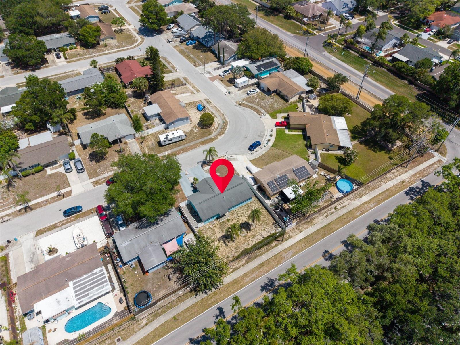TRENTWOOD MNR - Residential