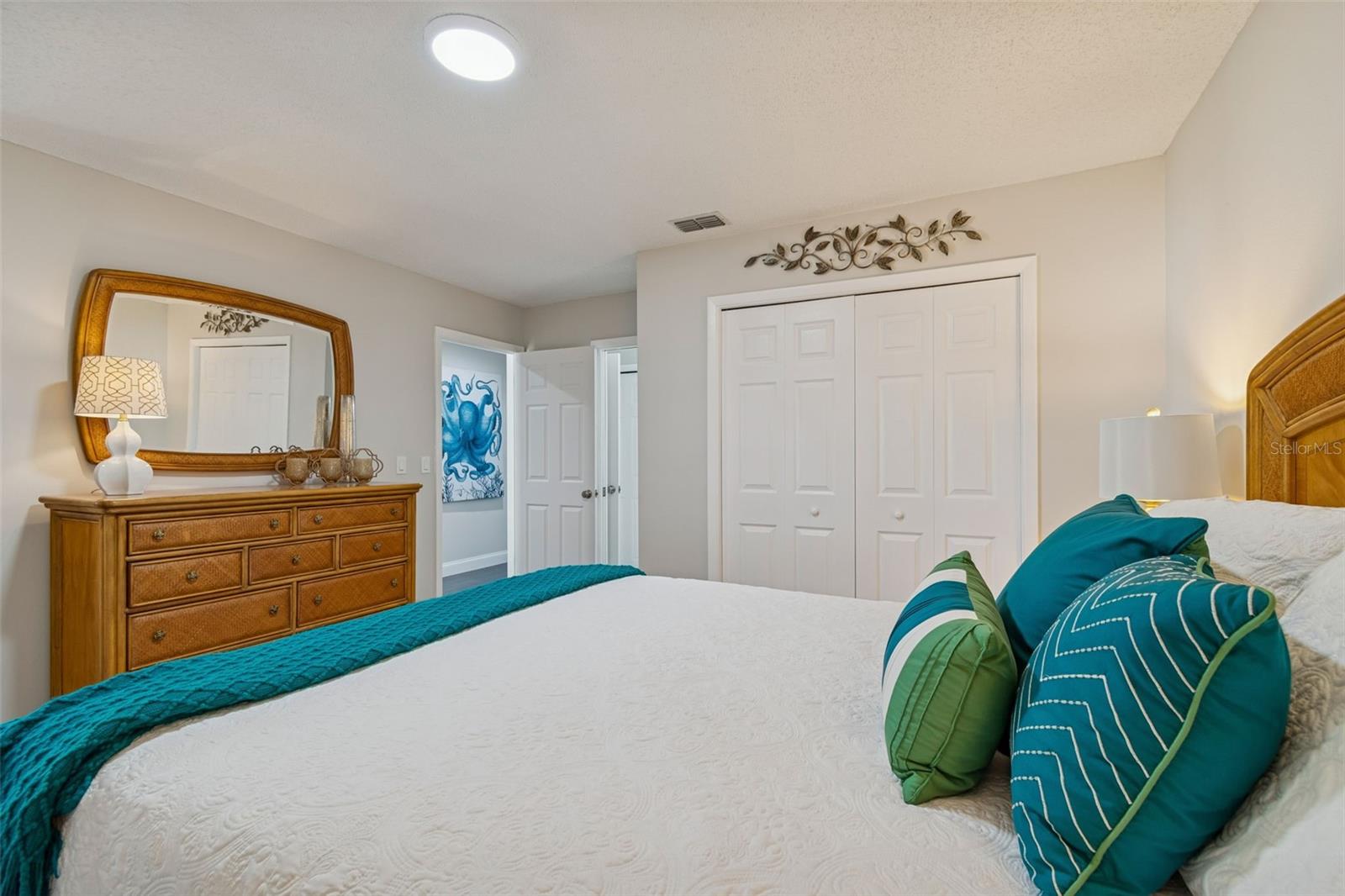 GREEN DOLPHIN PARK VILLAS CONDO - Residential