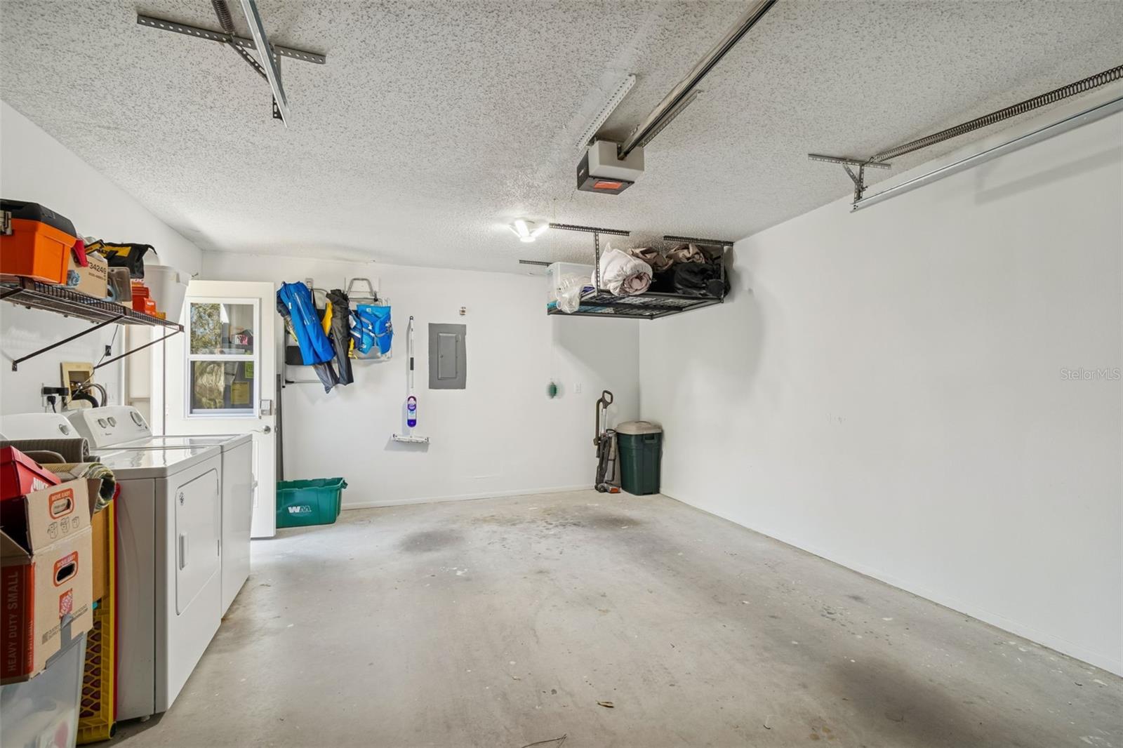 GREEN DOLPHIN PARK VILLAS CONDO - Residential