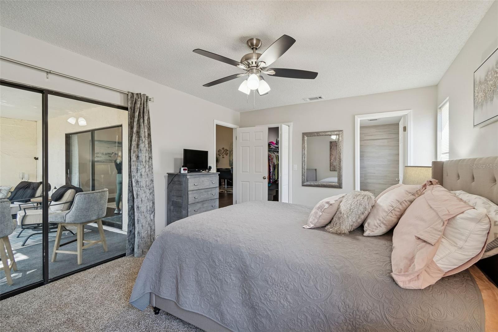 GREEN DOLPHIN PARK VILLAS CONDO - Residential