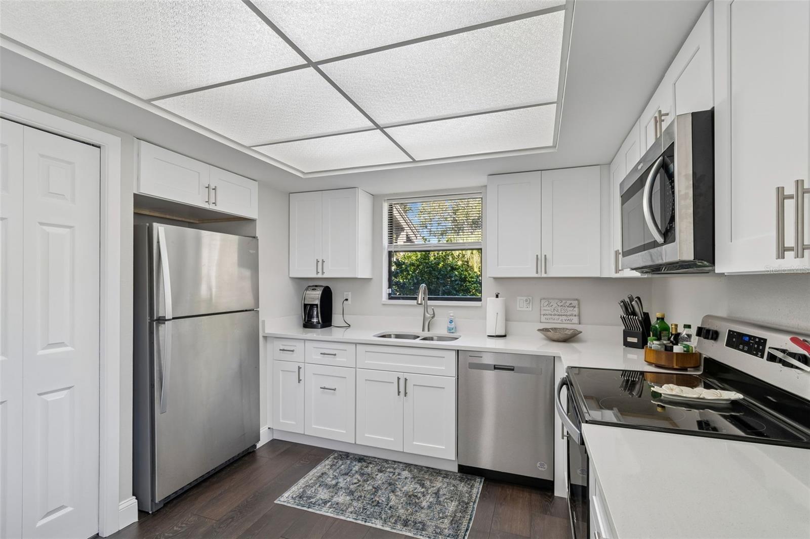 GREEN DOLPHIN PARK VILLAS CONDO - Residential