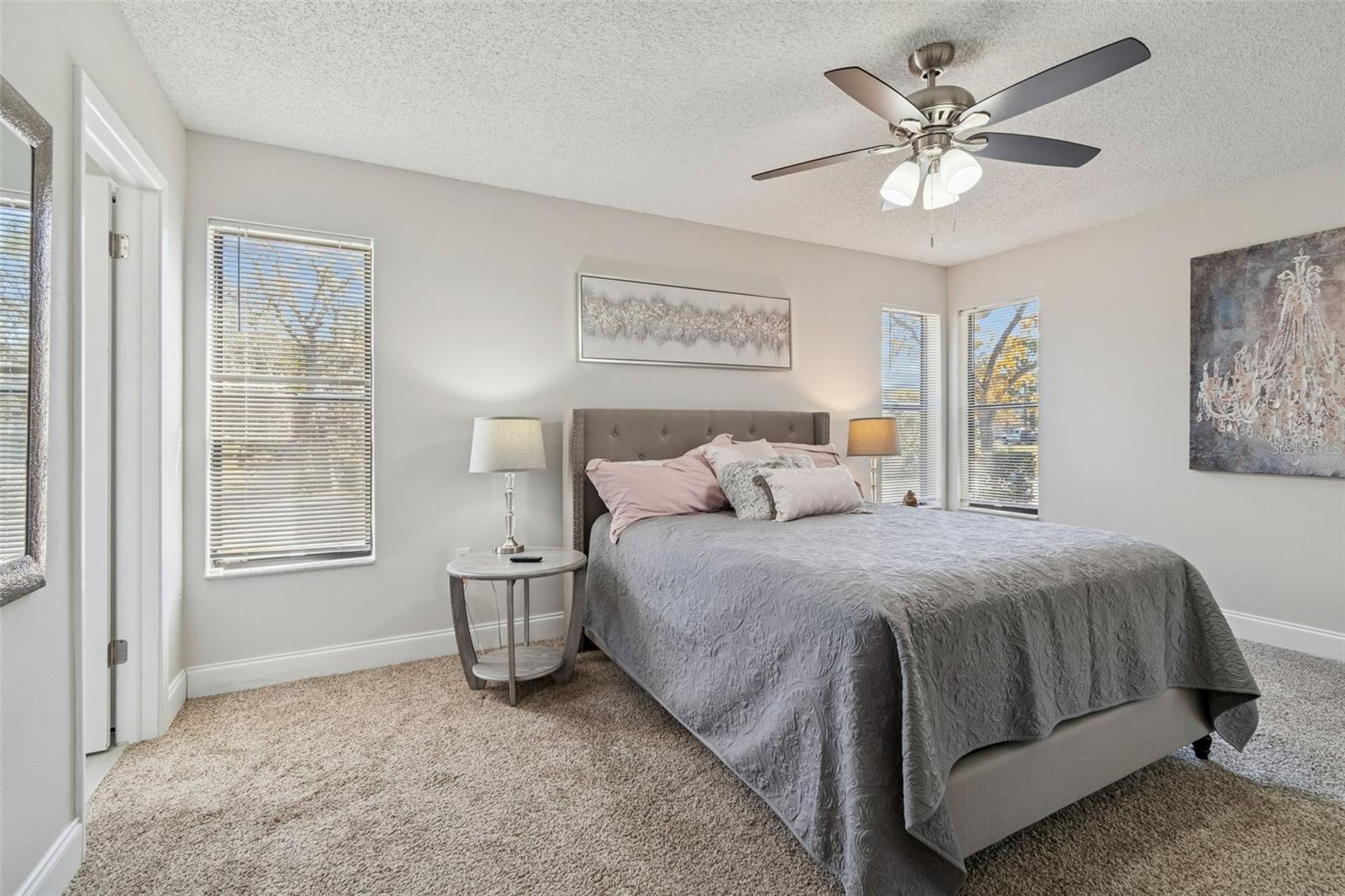 GREEN DOLPHIN PARK VILLAS CONDO - Residential