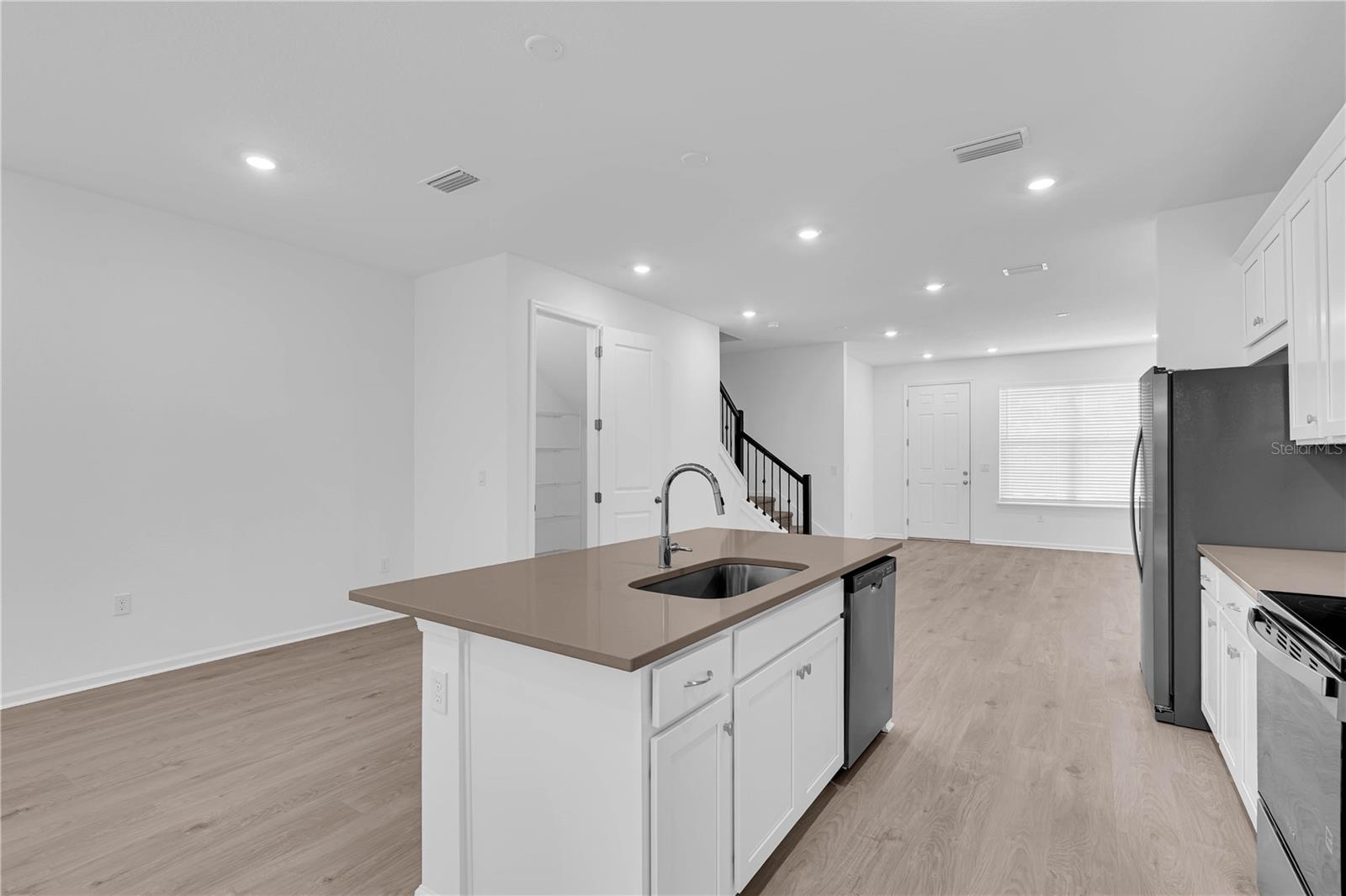 SERENADE AT OVATION - Residential Lease