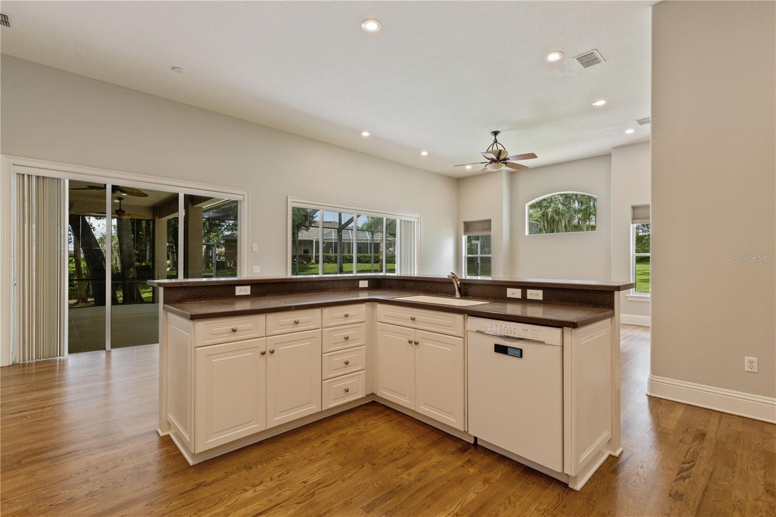 ASHLEY - Residential Lease