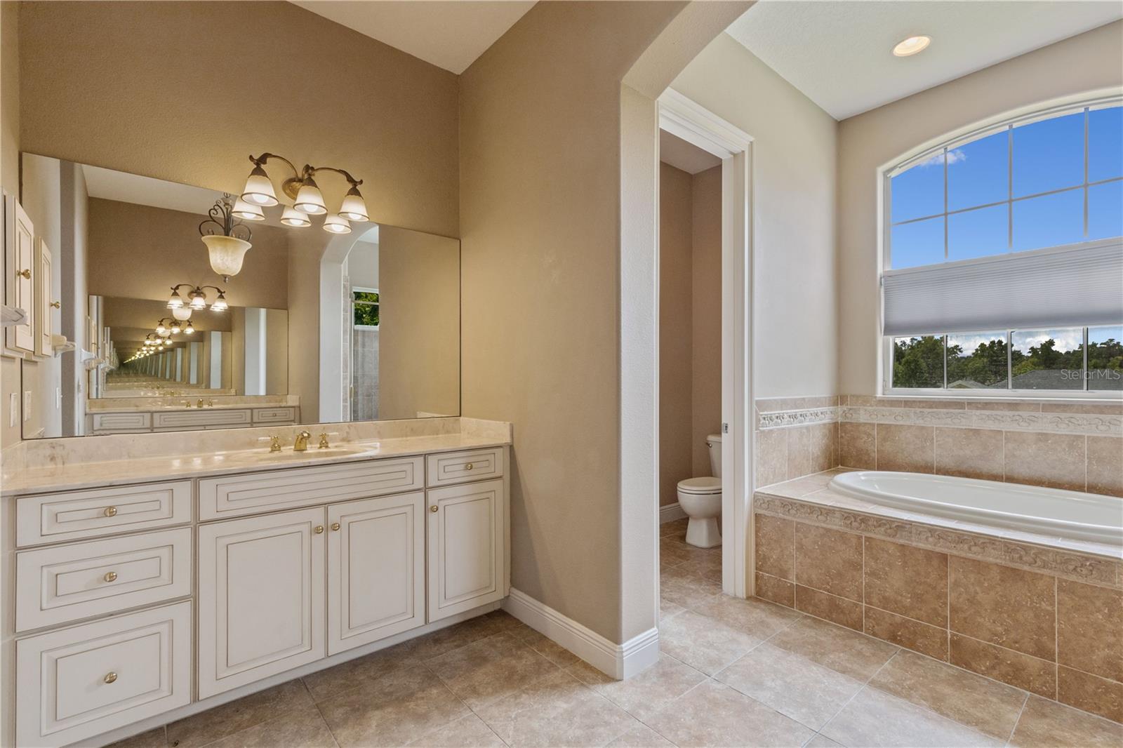 ASHLEY - Residential Lease