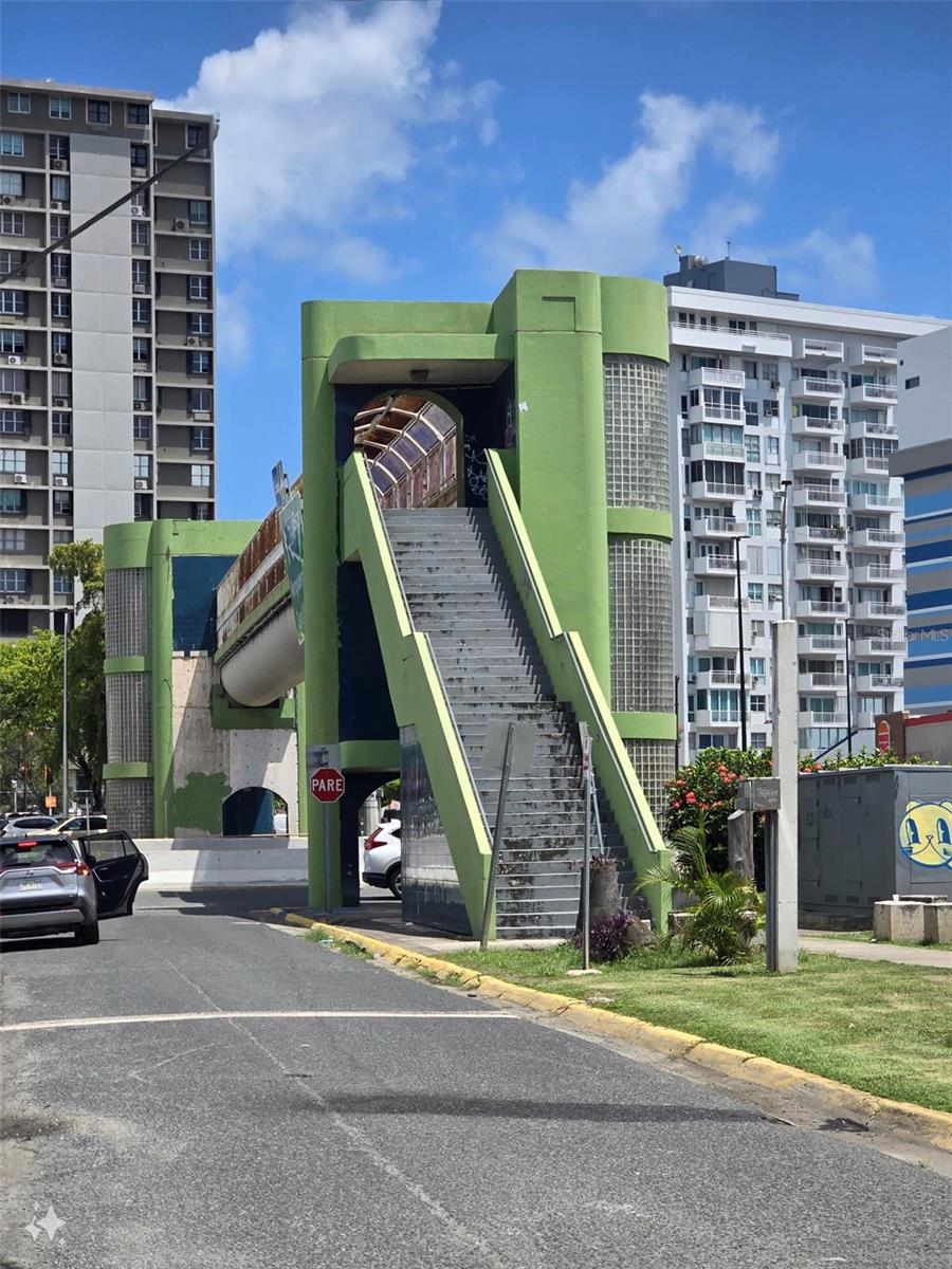 URB. VILLAMAR - Residential