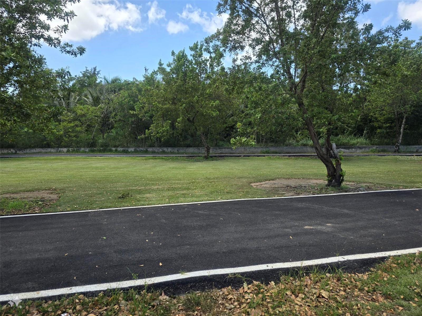 URB. VILLAMAR - Residential