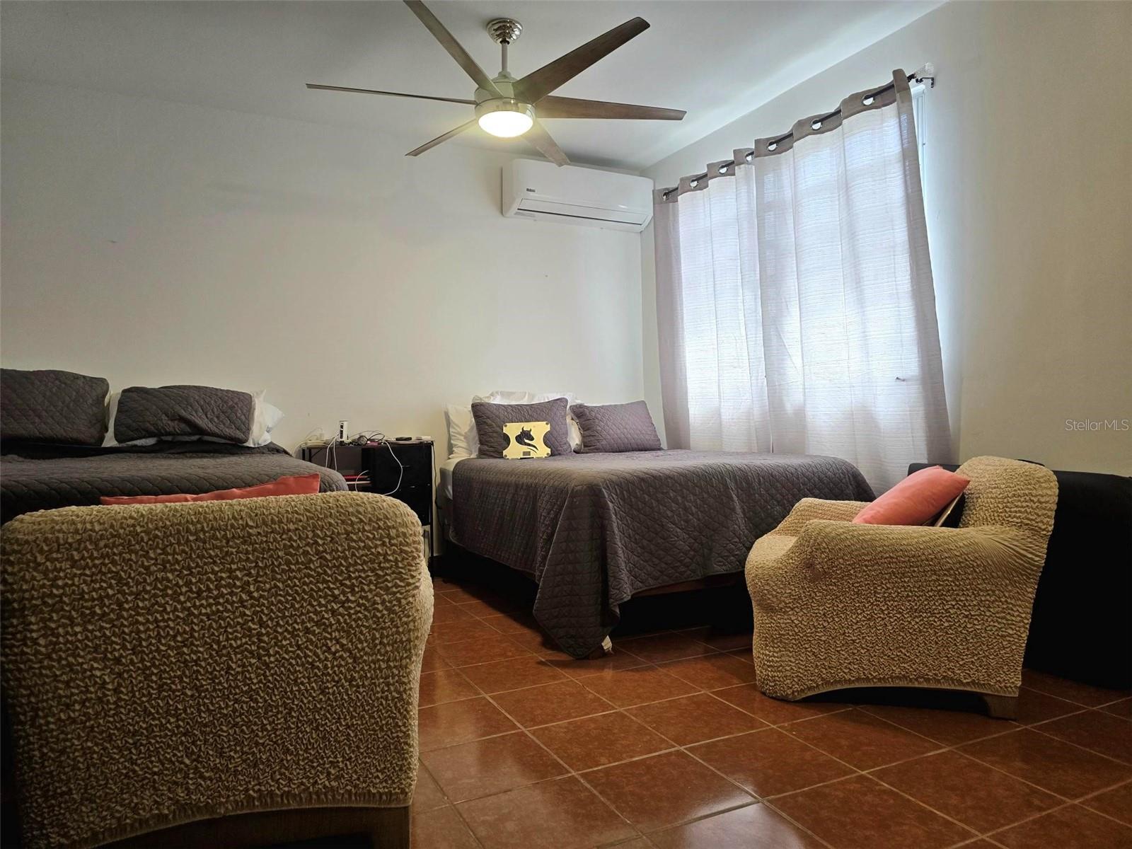 URB. VILLAMAR - Residential