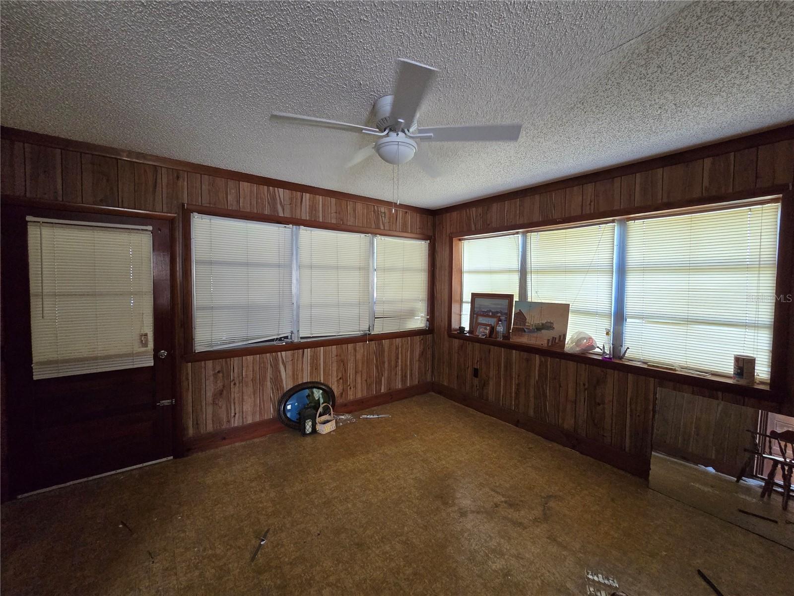 SILVER SPGS WOOD - Residential