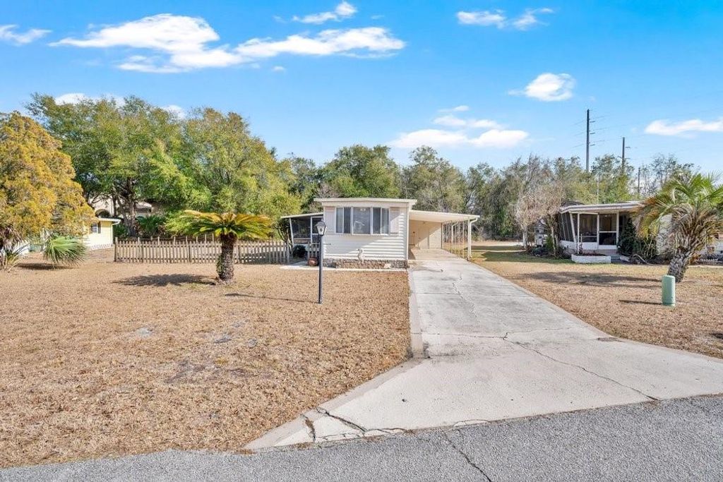 Photo of 6 Florence Boulevard, Debary, FL 32713 (MLS # O6376554)