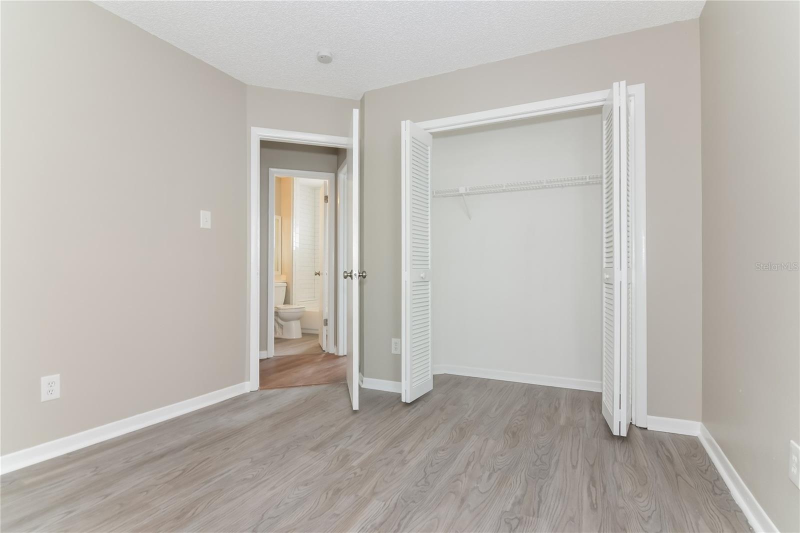 MEADOWBROOKE AT SUMMERFIELD UN - Residential Lease