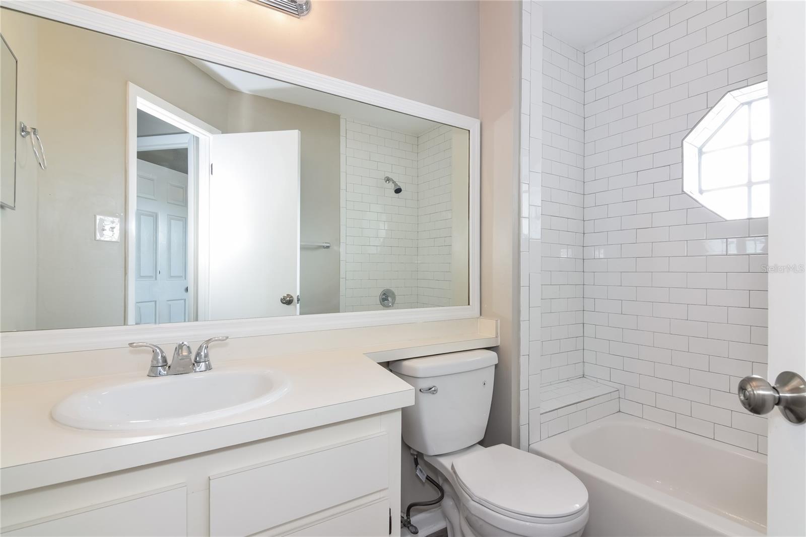 MEADOWBROOKE AT SUMMERFIELD UN - Residential Lease