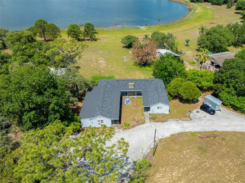 Photo of 1210 State 17 Road S, Dundee, FL 33838 (MLS # TB8514488)