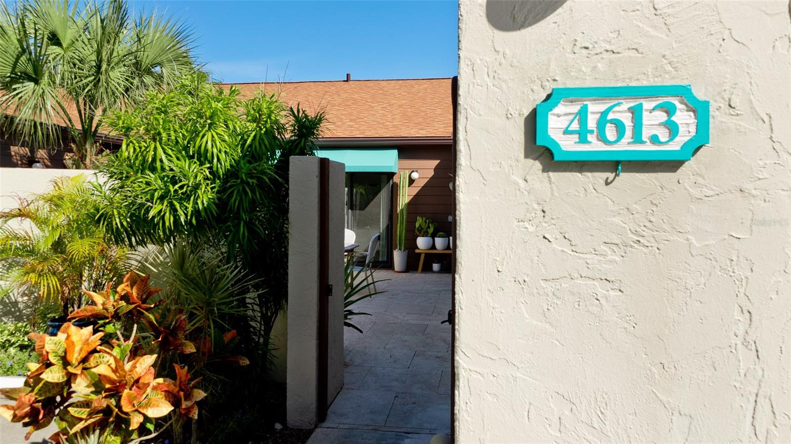 FORTY THREE WEST PALMS - Residential