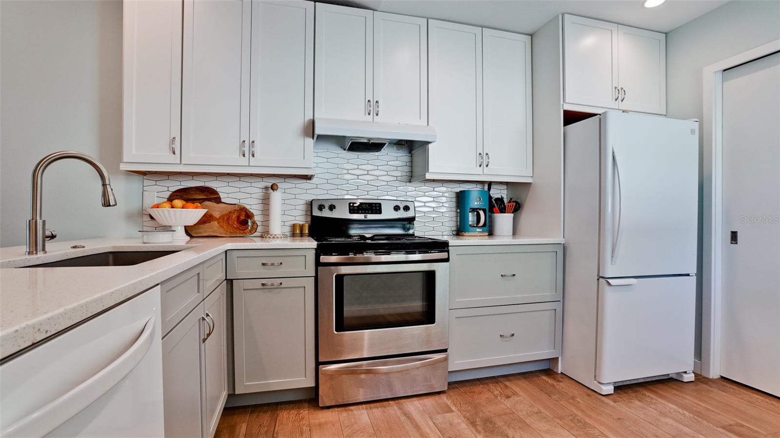 FORTY THREE WEST PALMS - Residential