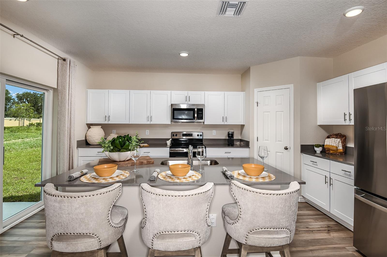 7647 PEACE LILY AVENUE