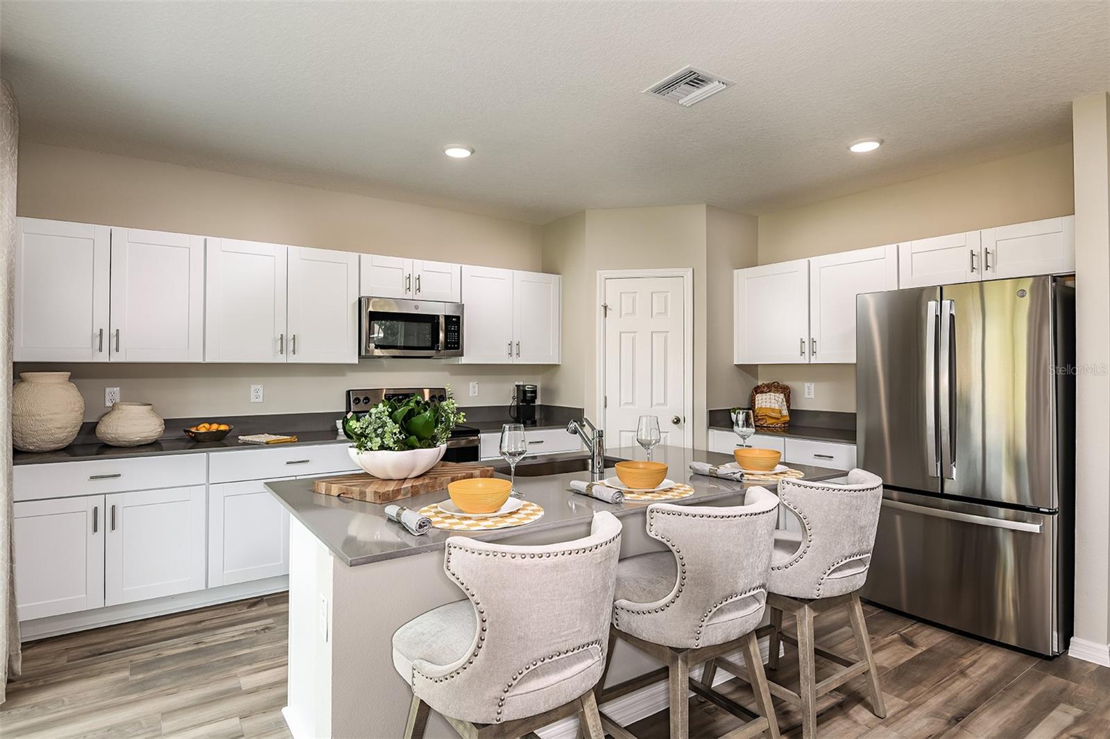 7647 PEACE LILY AVENUE