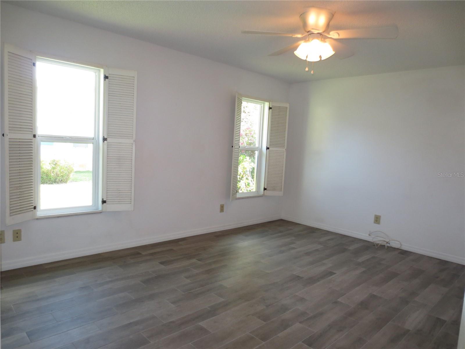 HIGHLAND LAKES - Residential Lease