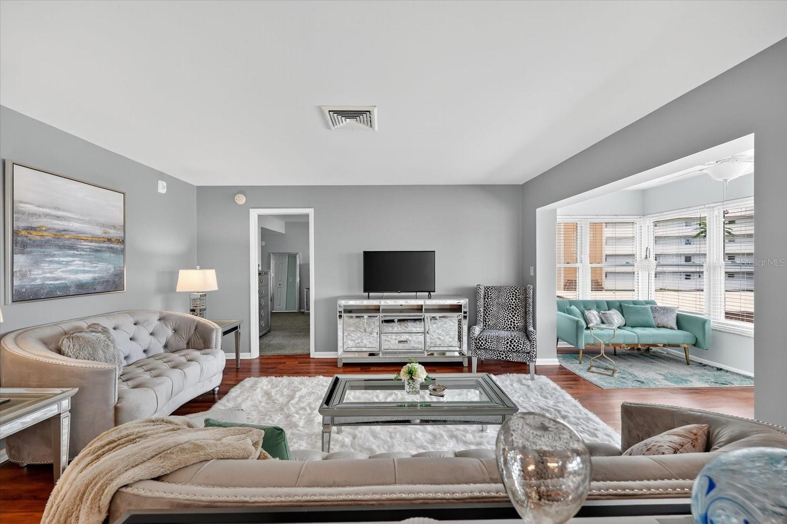 5020 BRITTANY DRIVE S 322