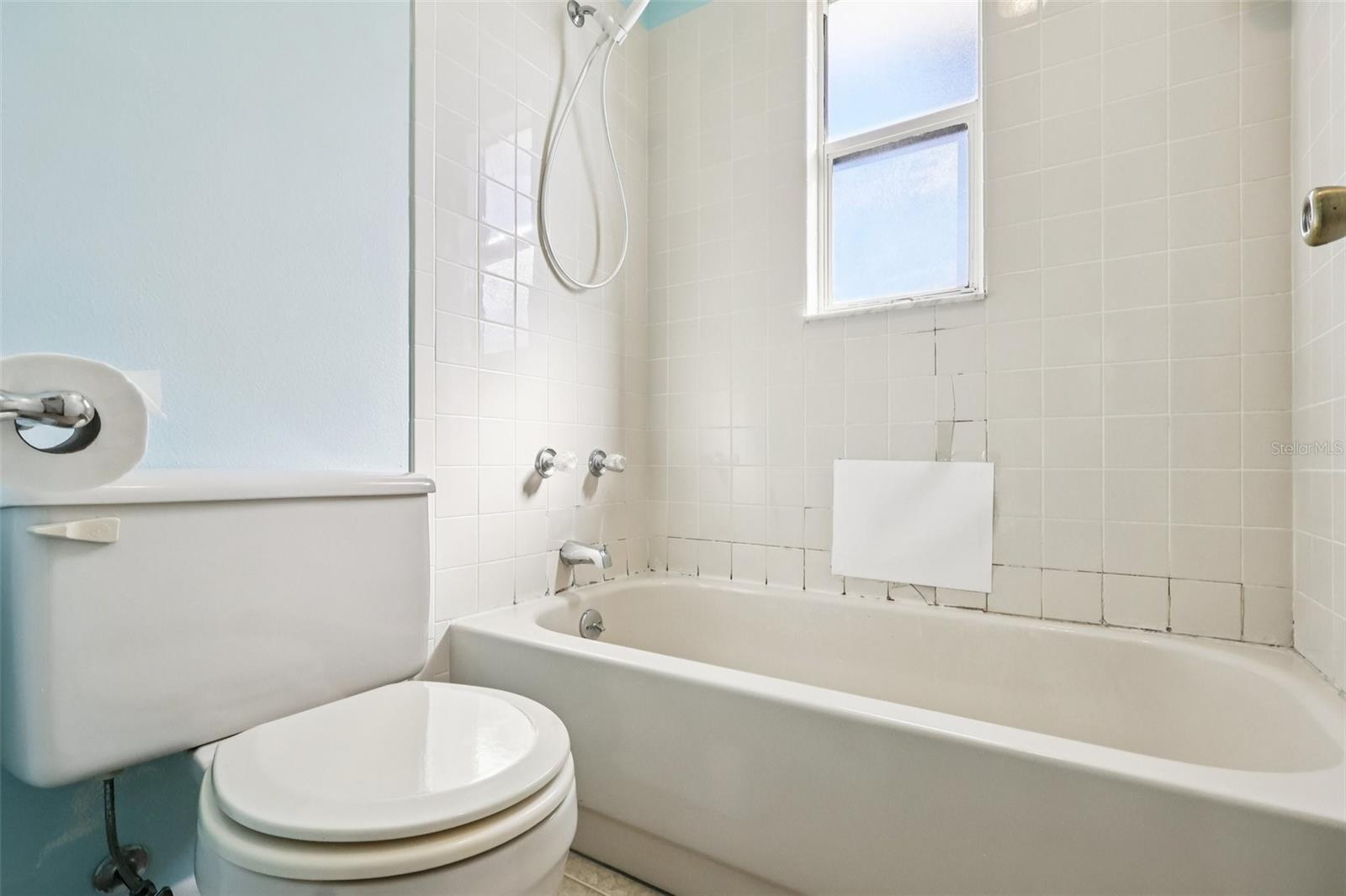 SCOTTISH HIGHLANDS CONDO PH A & AA - Residential