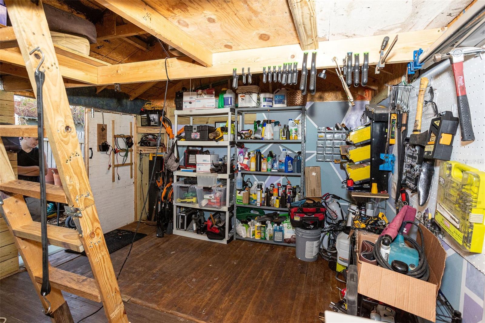 ARLINGTON HEIGHTS - Residential