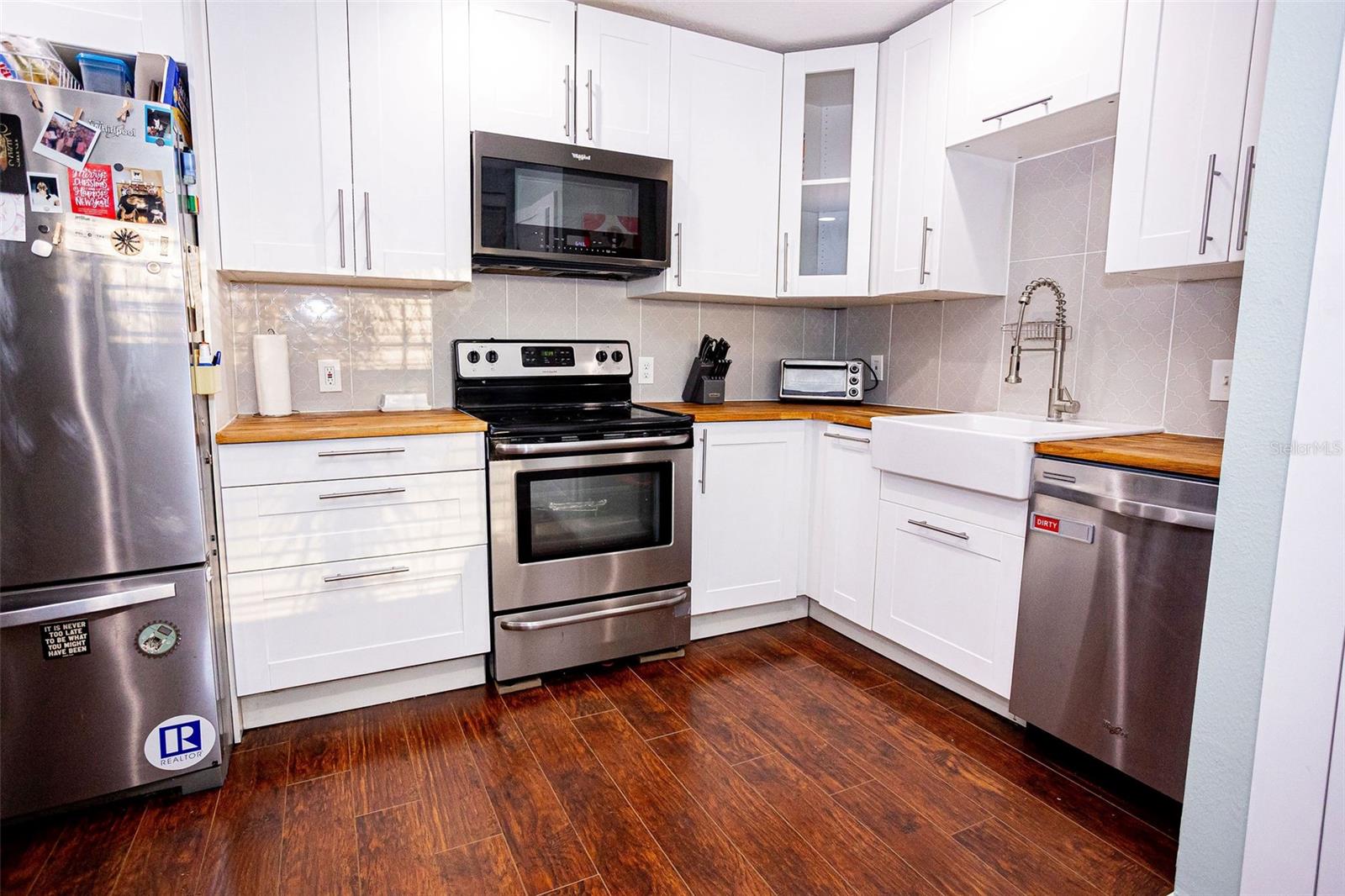 ARLINGTON HEIGHTS - Residential