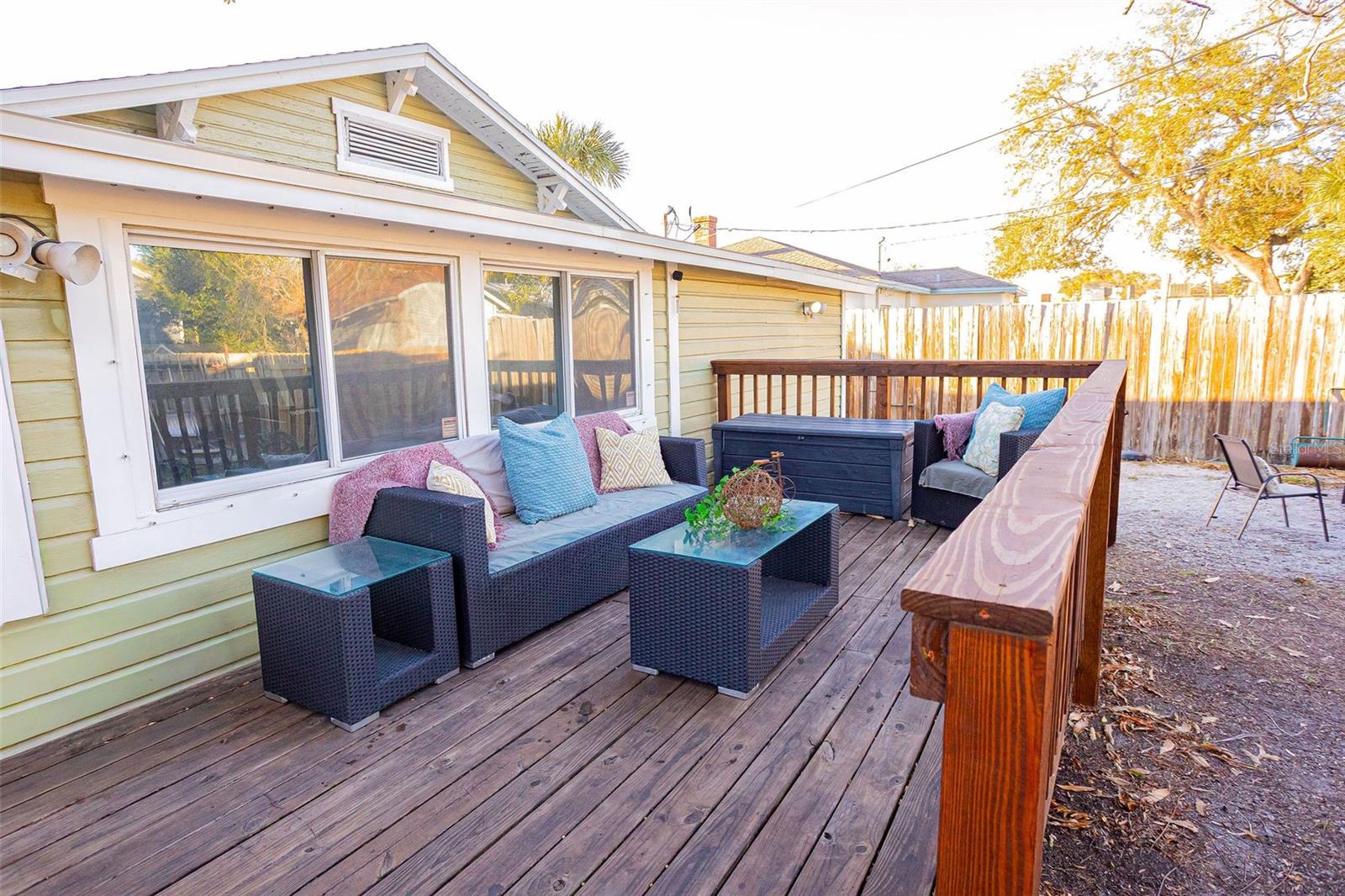 ARLINGTON HEIGHTS - Residential