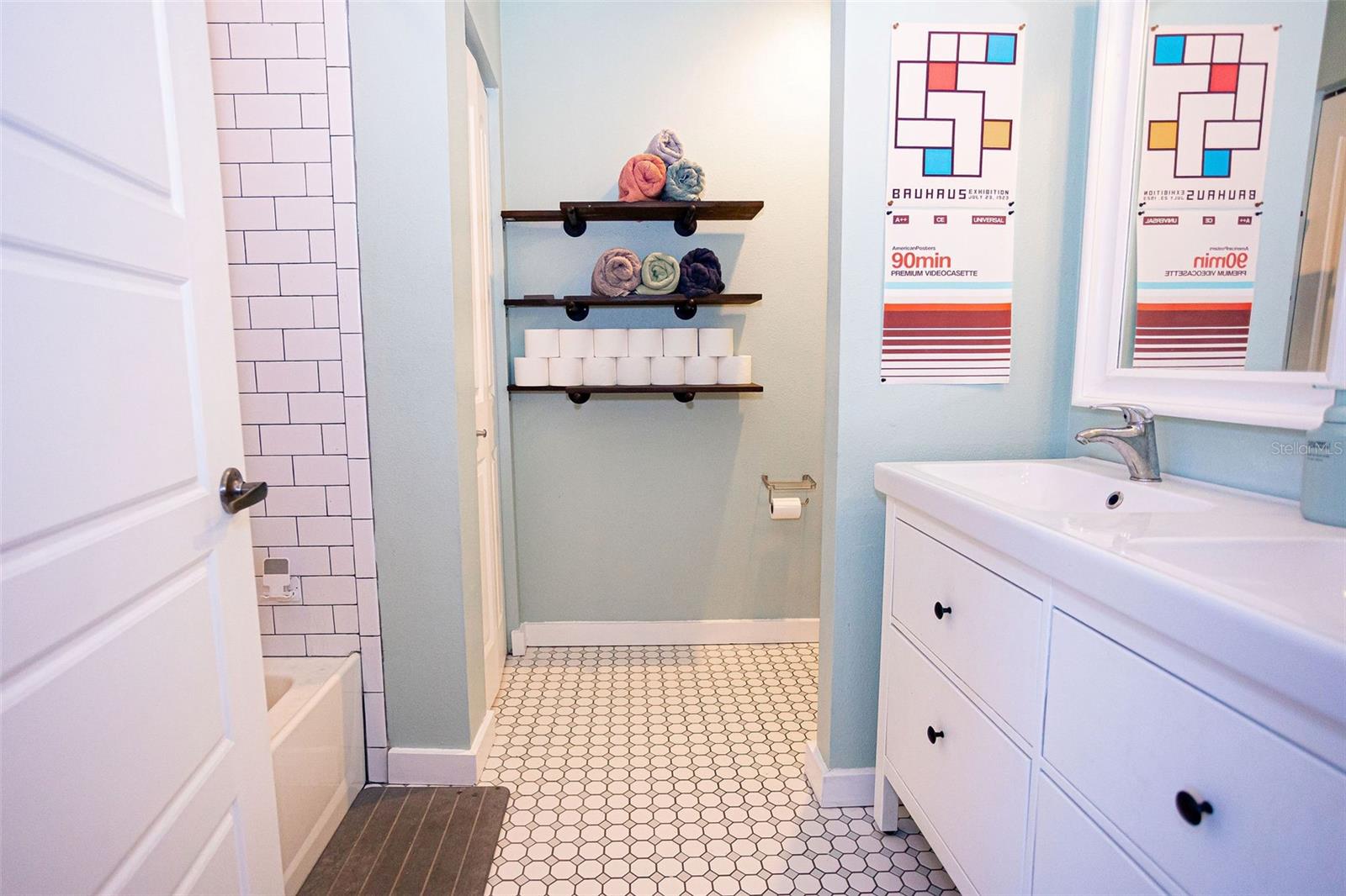 ARLINGTON HEIGHTS - Residential