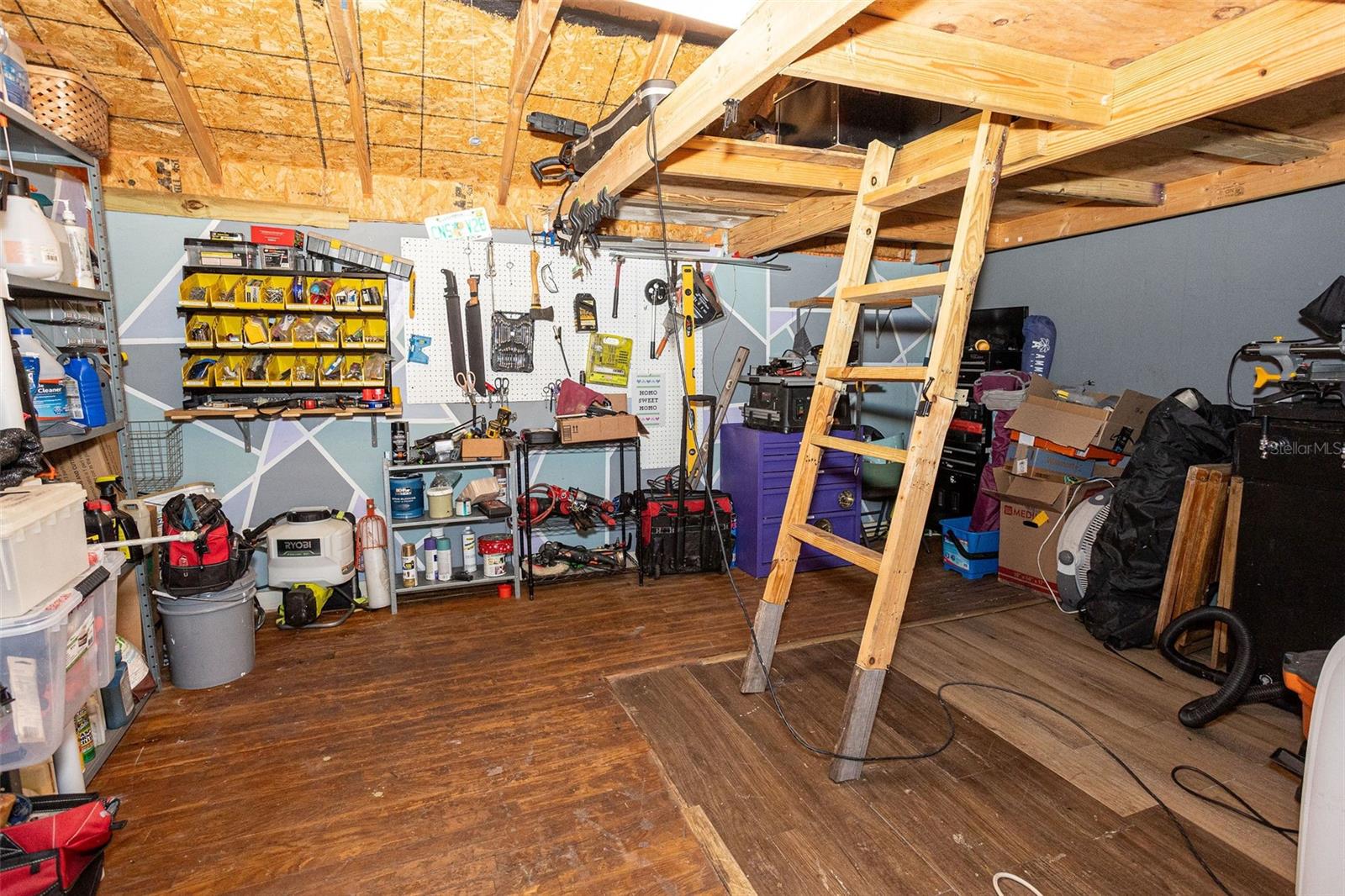 ARLINGTON HEIGHTS - Residential