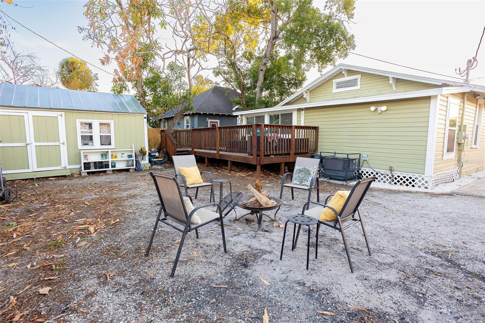 ARLINGTON HEIGHTS - Residential