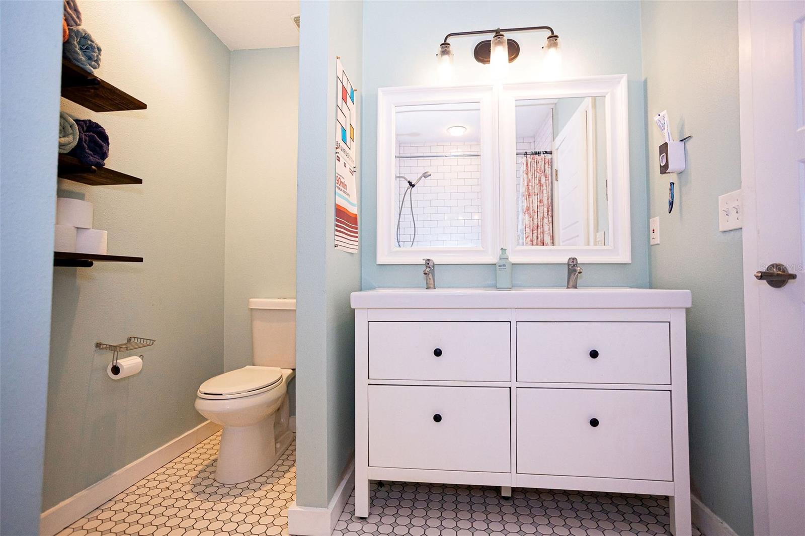 ARLINGTON HEIGHTS - Residential