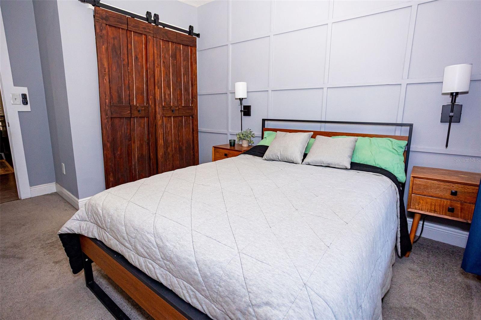 ARLINGTON HEIGHTS - Residential