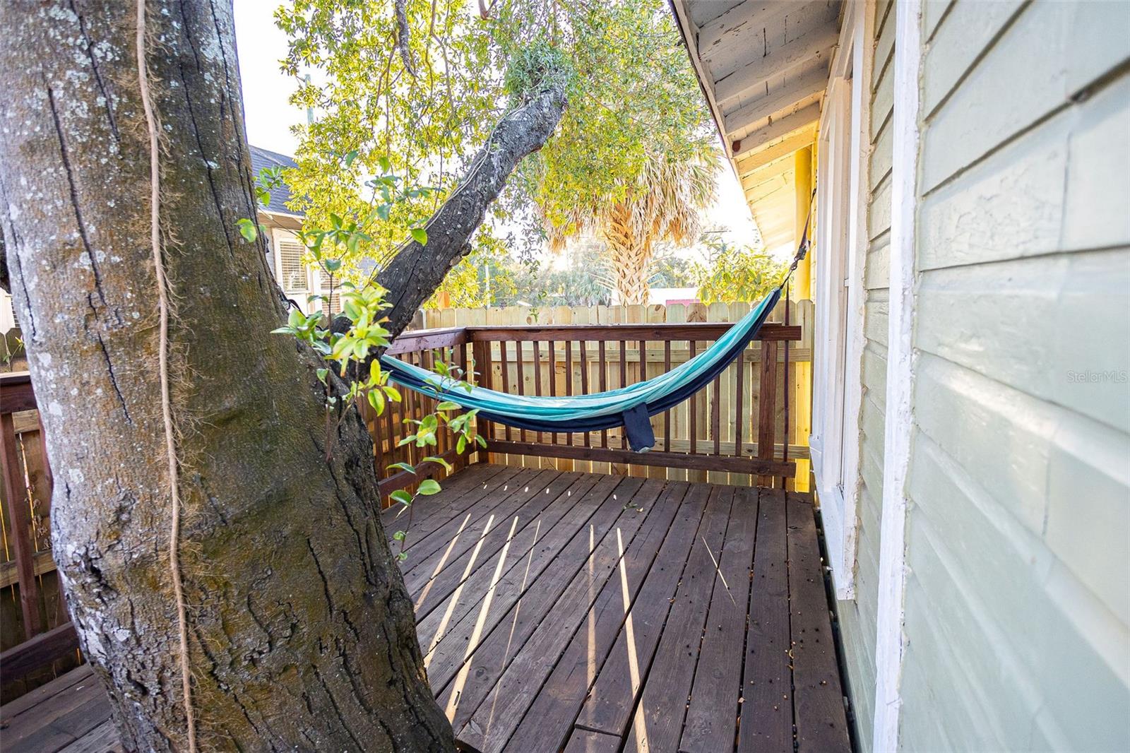 ARLINGTON HEIGHTS - Residential