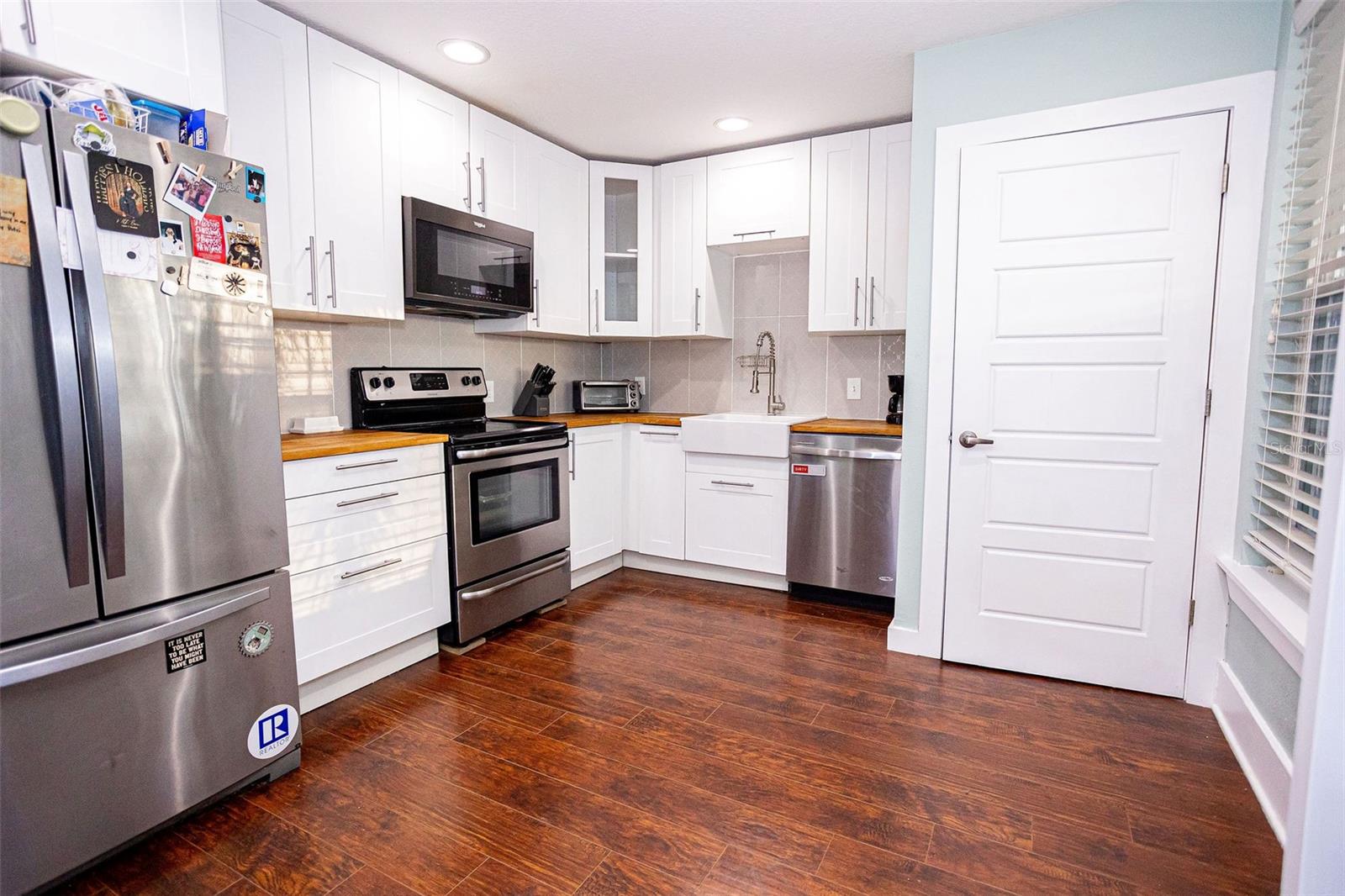 ARLINGTON HEIGHTS - Residential