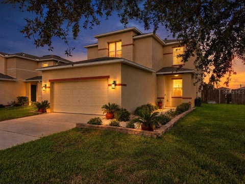 Photo of 2608 Lyndscape Street, Orlando, FL 32833 (MLS # O6447173)
