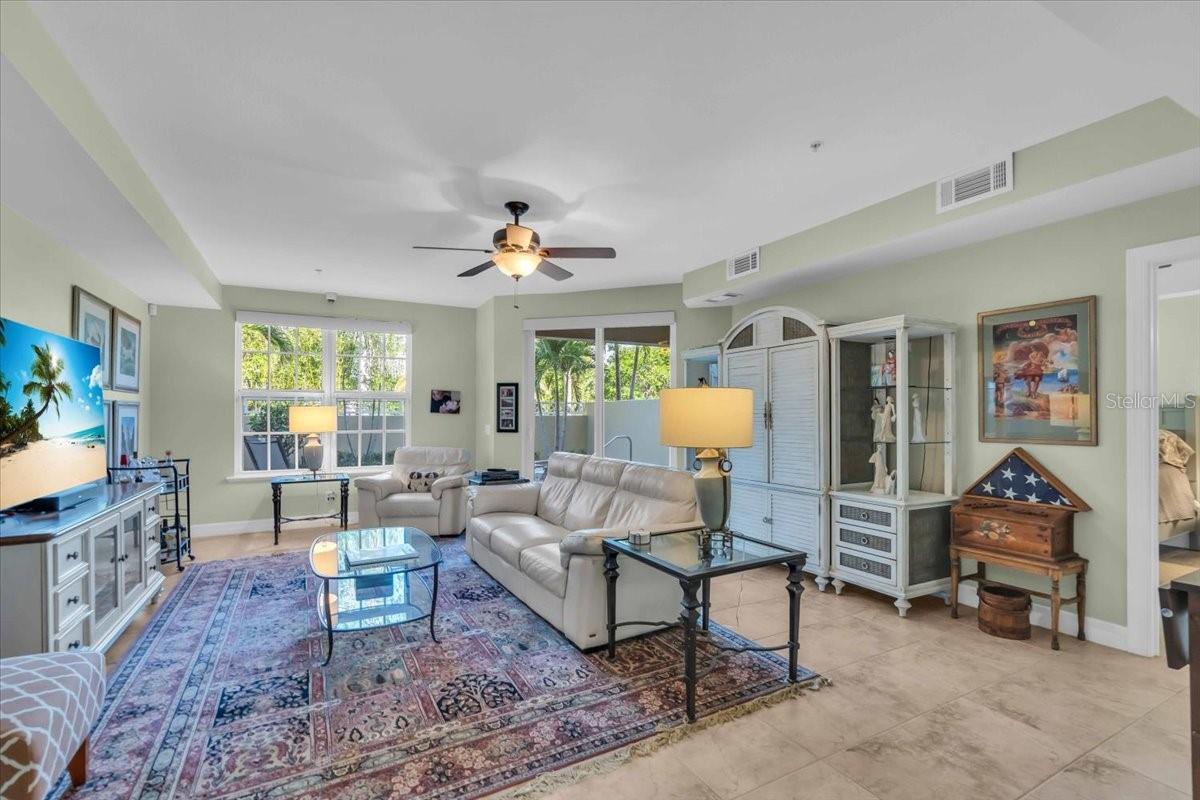 702 GRANADA AVENUE 7