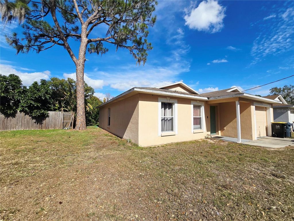 Photo of 3256 Avenue M NW, Winter Haven, FL 33881 (MLS # S5142533)