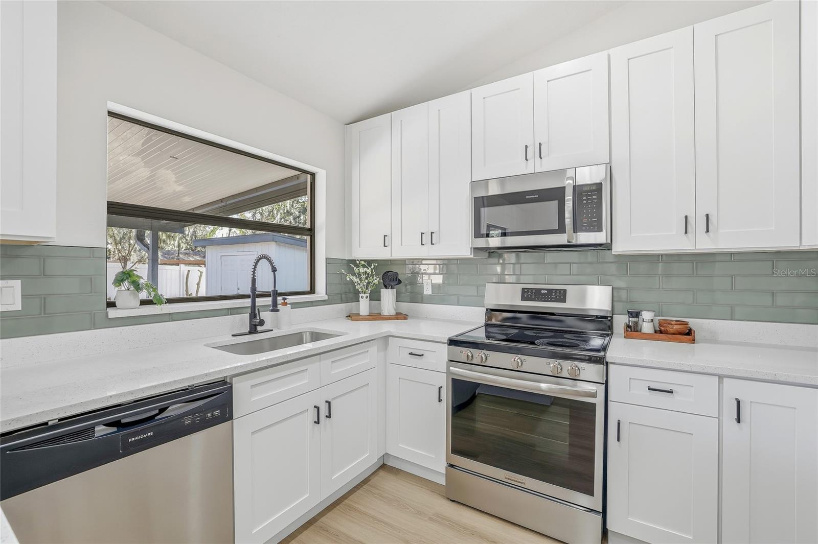 SOUTHWOOD HILLS UNIT 14 - Residential