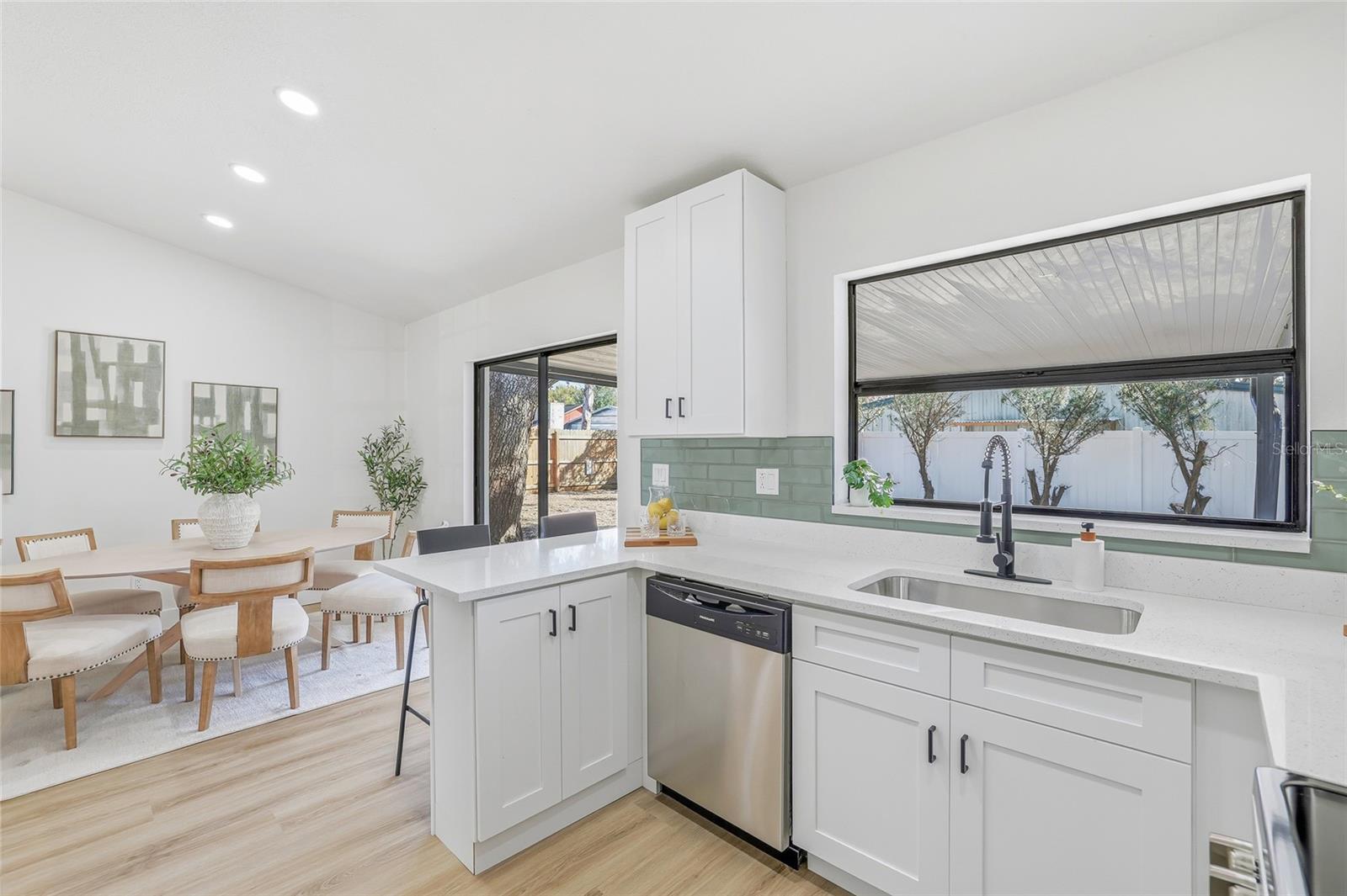 SOUTHWOOD HILLS UNIT 14 - Residential