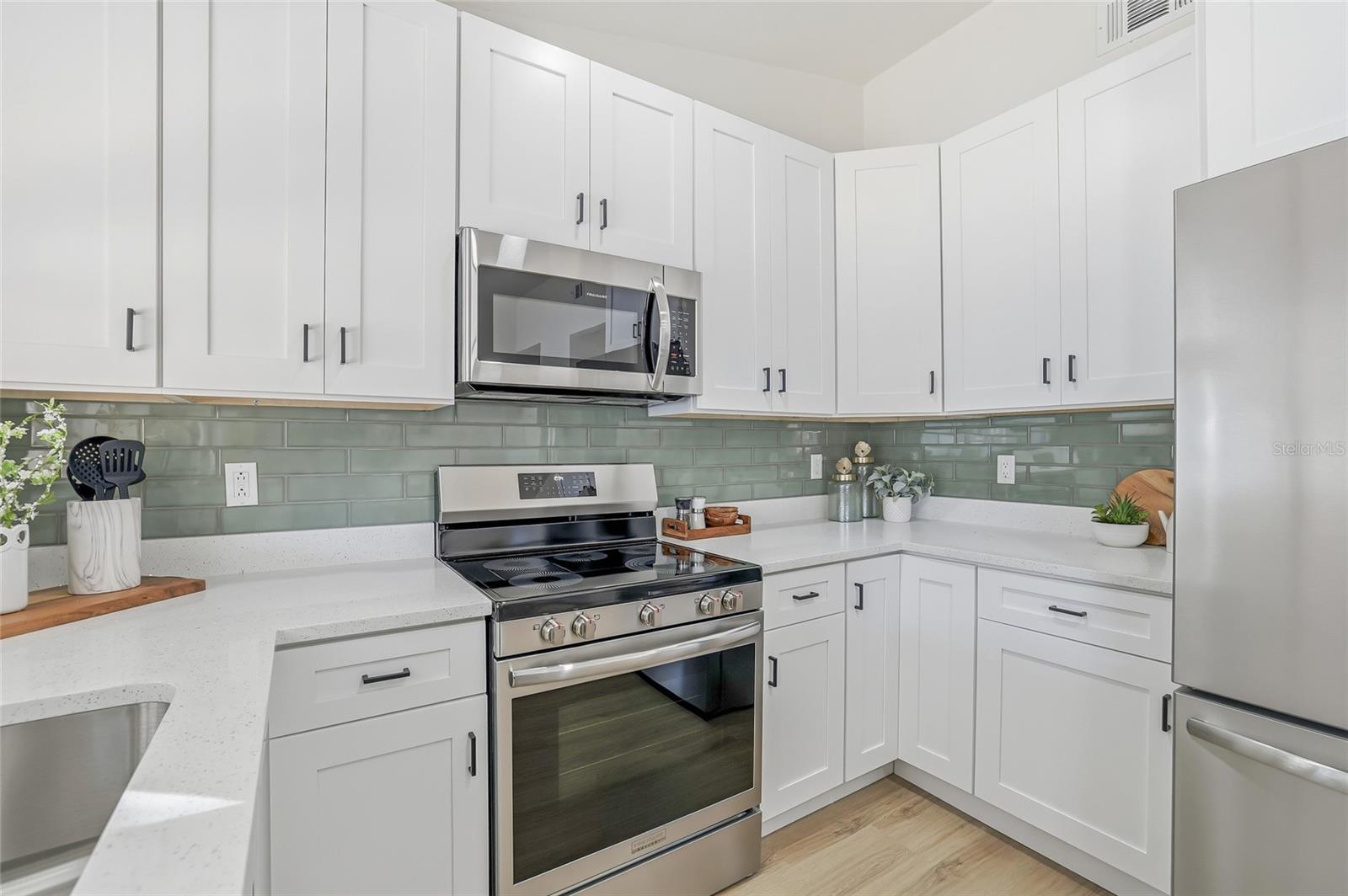 SOUTHWOOD HILLS UNIT 14 - Residential