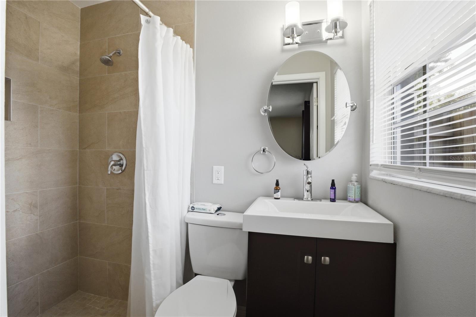 KINGSWOOD MANOR 2ND ADD - Residential