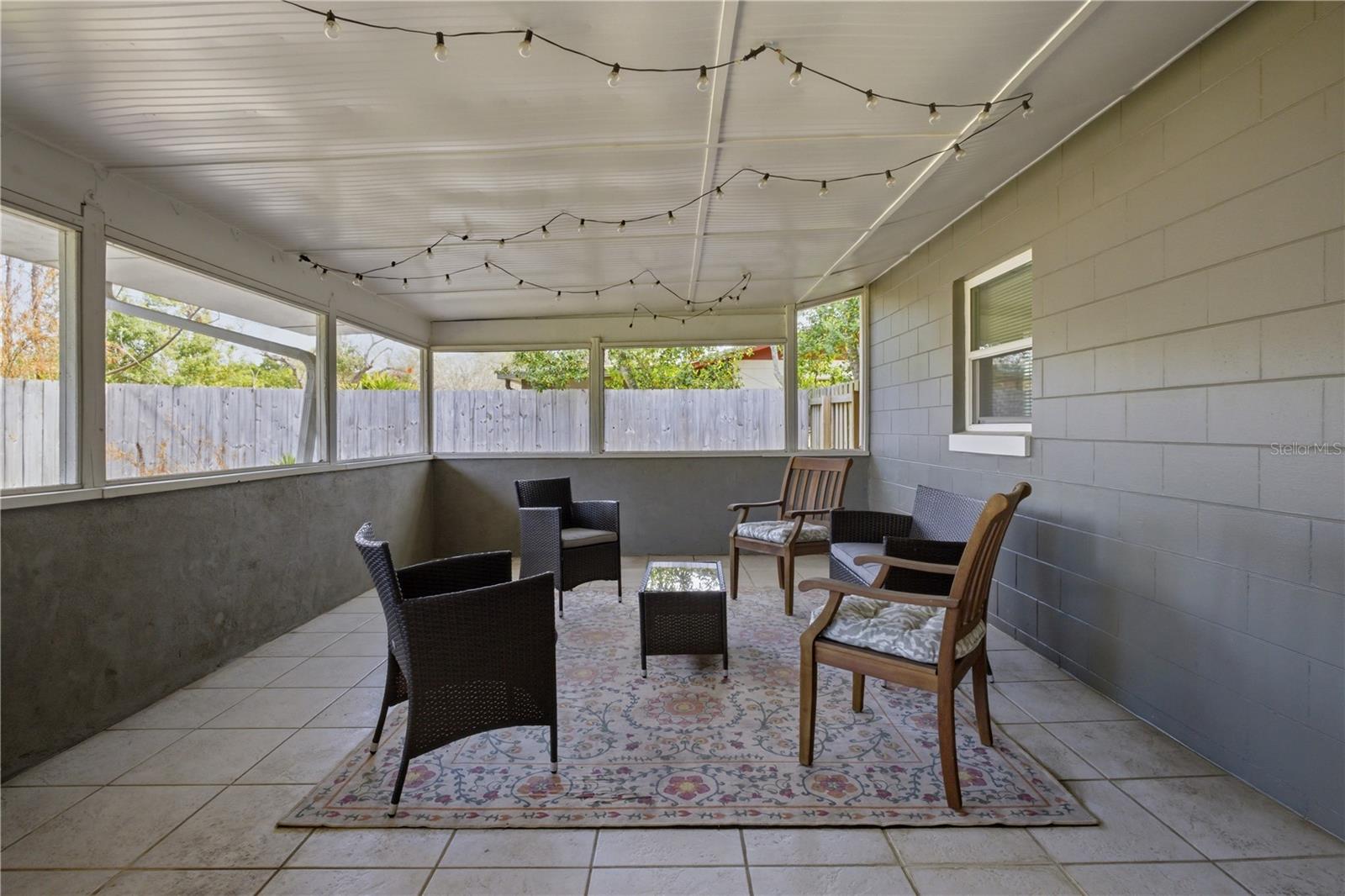 KINGSWOOD MANOR 2ND ADD - Residential