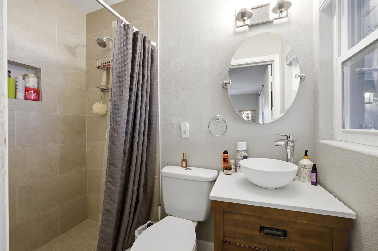 KINGSWOOD MANOR 2ND ADD - Residential