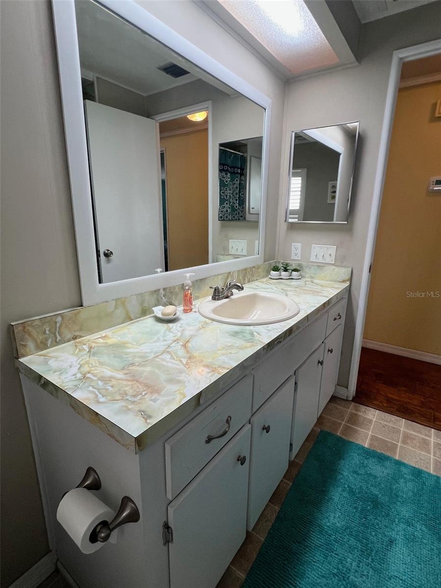 PALM HILL MOBILE HOME PARK UNREC - Residential