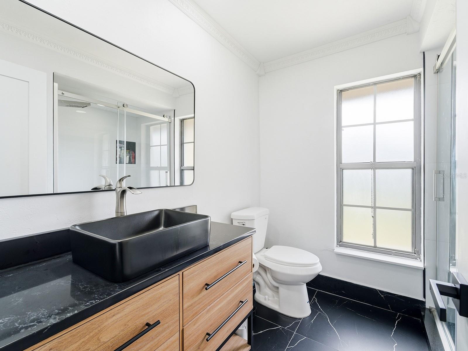 BARRINGTON OAKS EAST - Residential