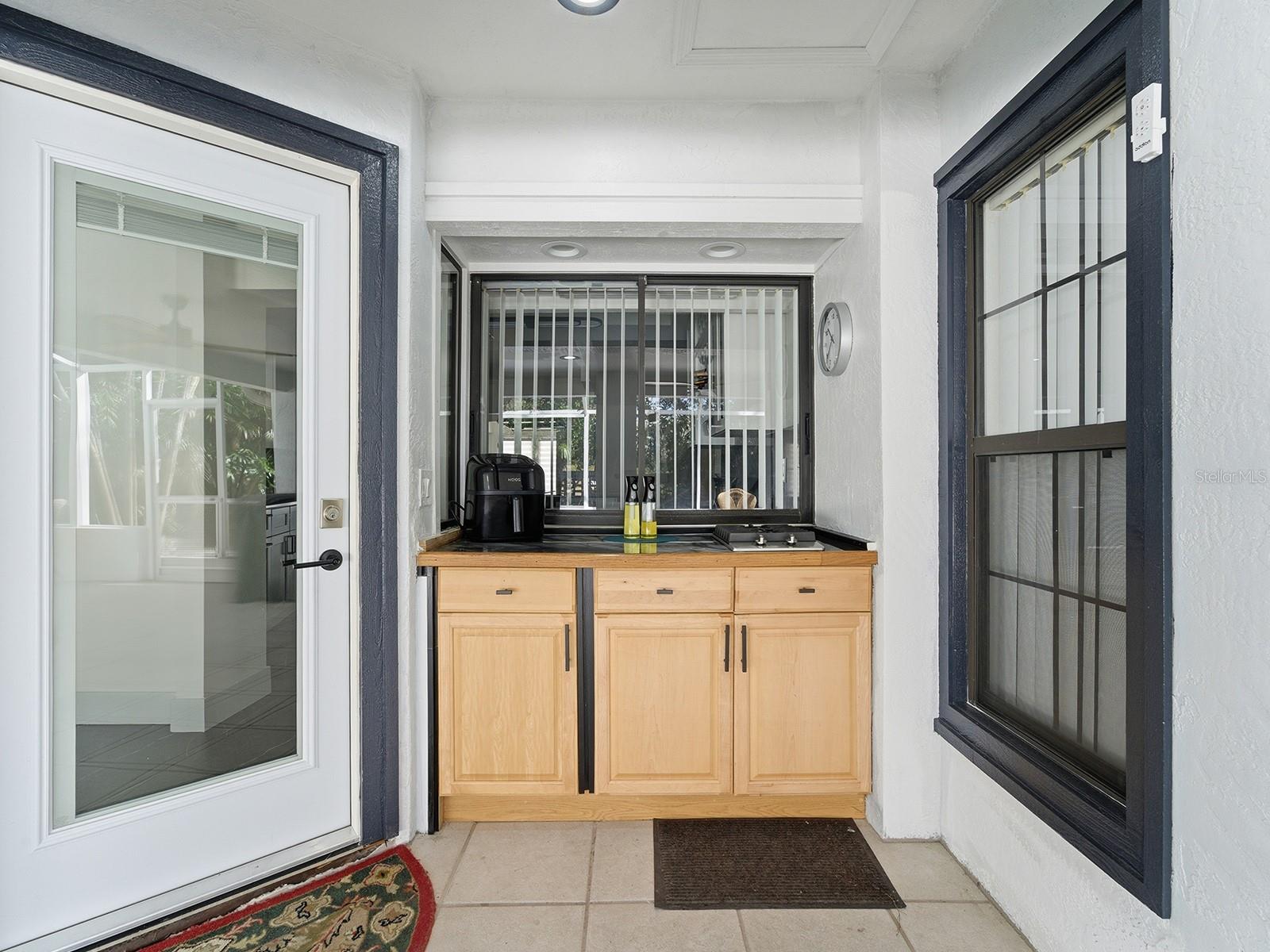 BARRINGTON OAKS EAST - Residential