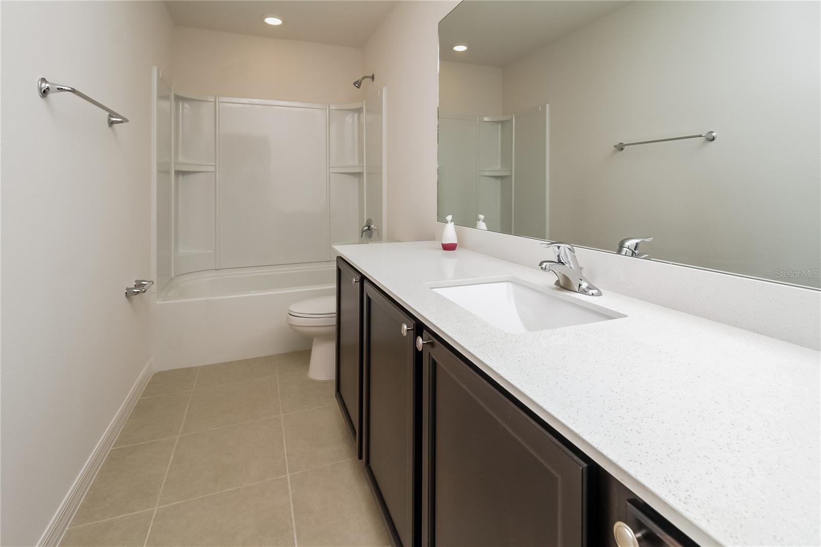 MEADOW RDG/GRAND ISLAND PH 2 - Residential Lease